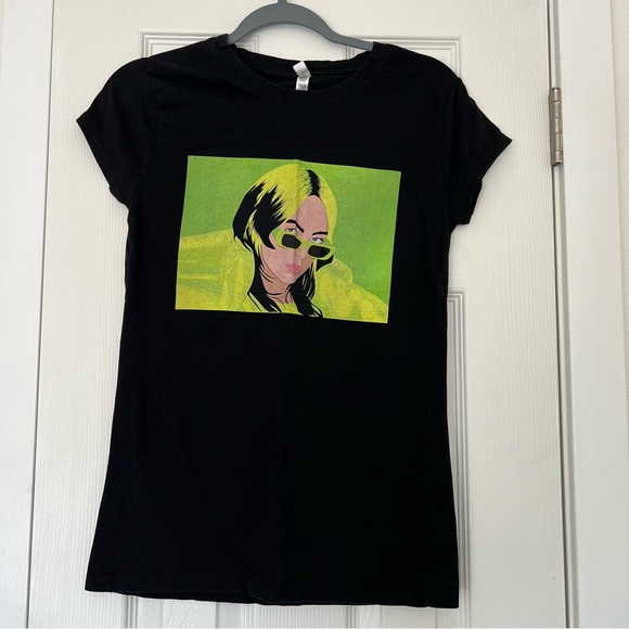 Billie Eilish Green  Hair Glasses T-Shirt Black Stretch‎ Jersey Youth  Large - Picture 1 of 5